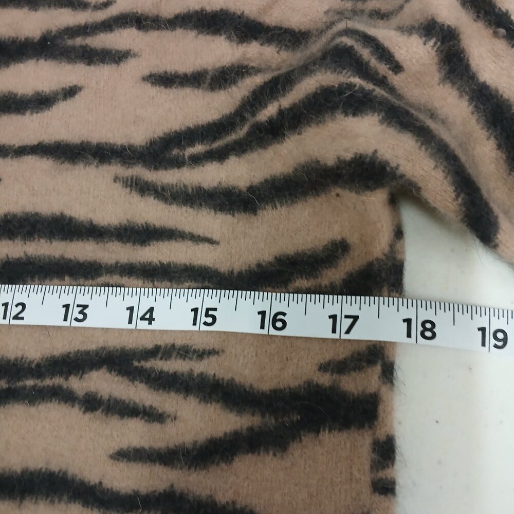 UEC Parisian Signature Animal Print Angora Button up cardigan Sweater sz Large - Picture 12 of 12